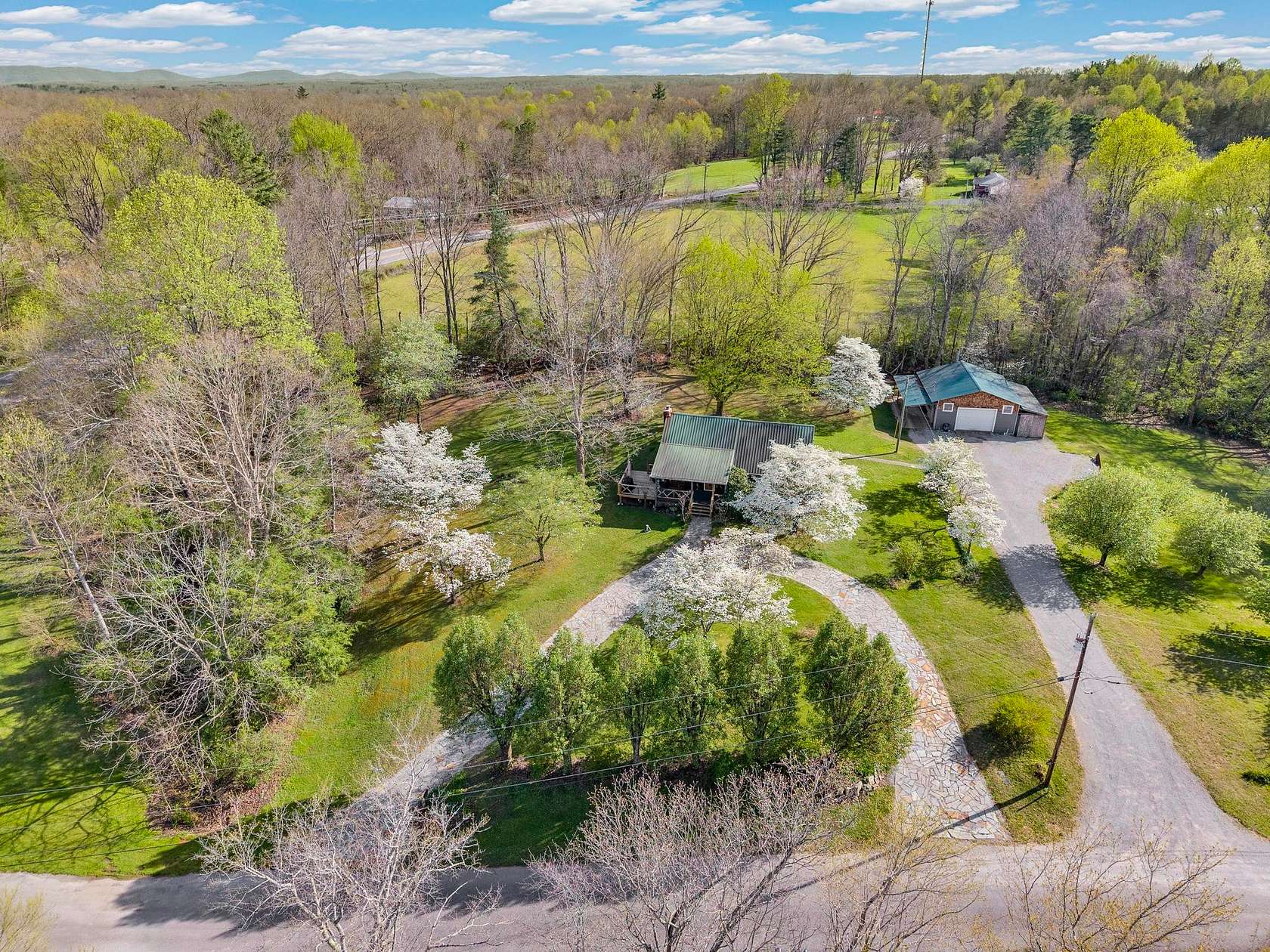 3.2 Acres of Land with Home for Sale in Crossville, Tennessee