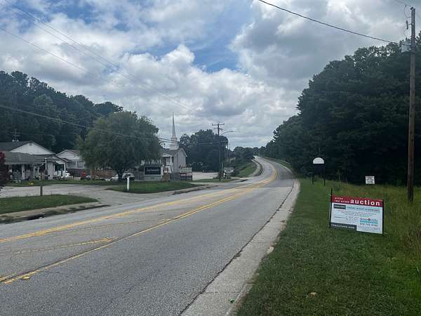 1.27 Acres of Residential Land for Auction in Powder Springs, Georgia