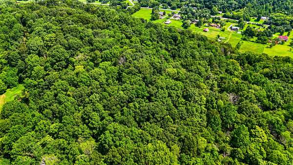 10 Acres of Land for Sale in Whites Creek, Tennessee