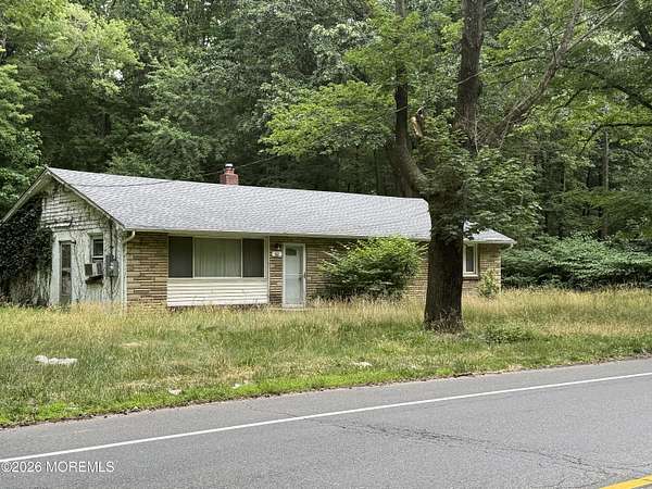 1.5 Acres of Land with Home for Sale in Manalapan, New Jersey