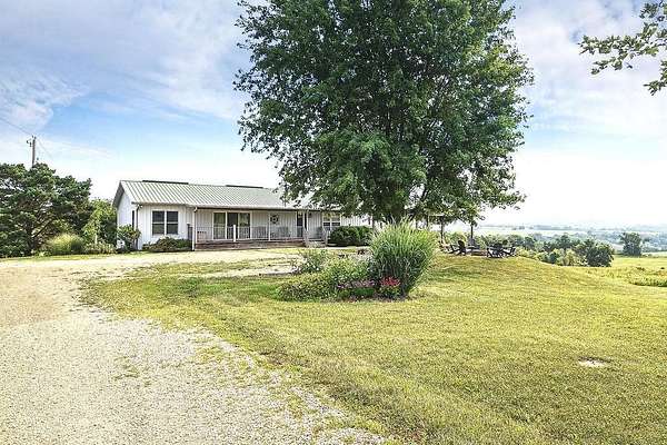 22.2 Acres of Agricultural Land with Home for Sale in Hanover, Illinois