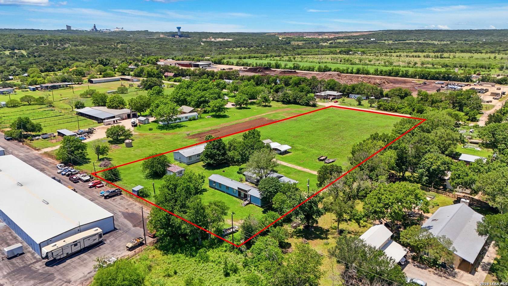 3 Acres of Improved Mixed-Use Land for Sale in San Antonio, Texas