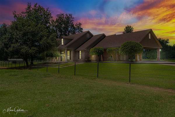 11 Acres of Land with Home for Sale in Bossier City, Louisiana
