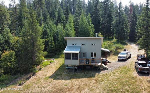 10.5 Acres of Recreational Land with Home for Sale in Fernwood, Idaho