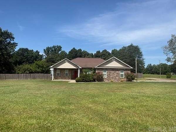 3 Acres of Land with Home for Sale in Hope, Arkansas