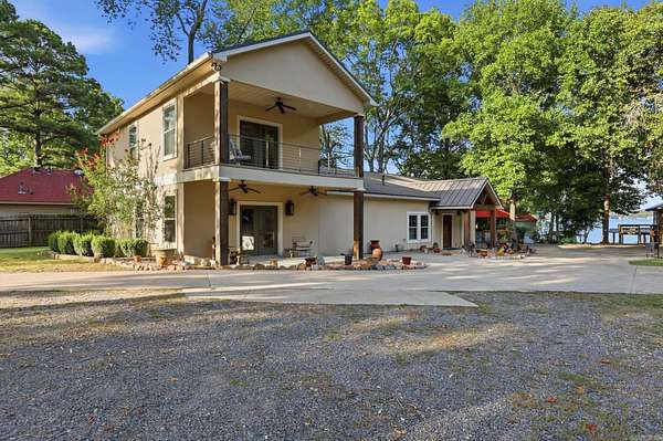 1.52 Acres of Land with Home for Sale in Hot Springs, Arkansas