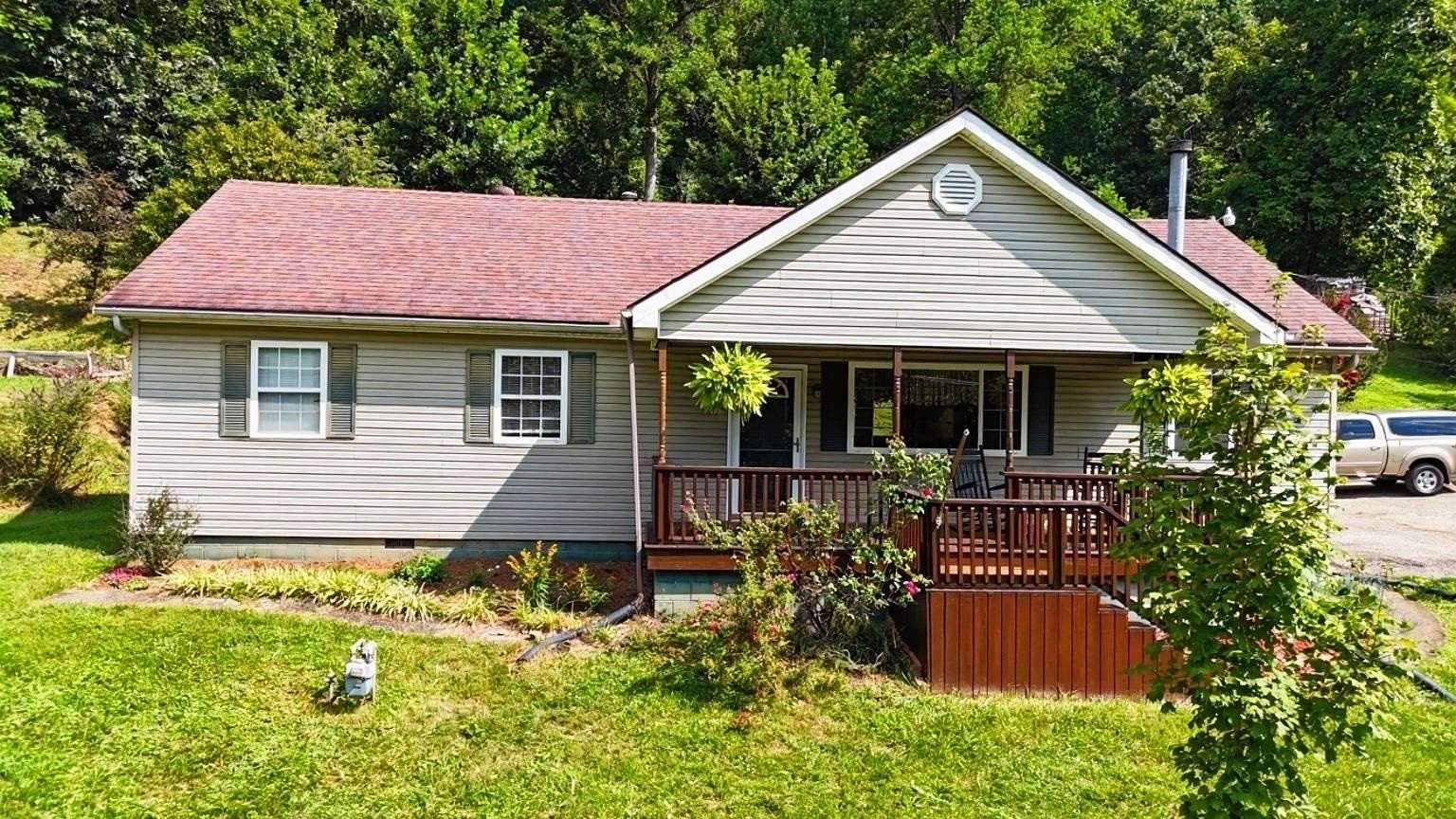 3 Acres of Land with Home for Sale in Kenova, West Virginia