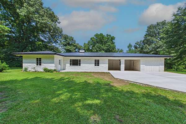 2 Acres of Land with Home for Sale in Jasper, Alabama