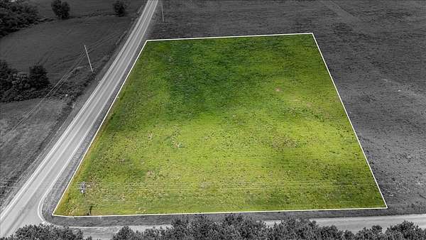 2.65 Acres of Residential Land for Sale in Leoma, Tennessee