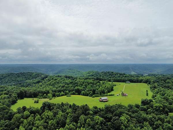 137 Acres of Land with Home for Sale in Vanceburg, Kentucky