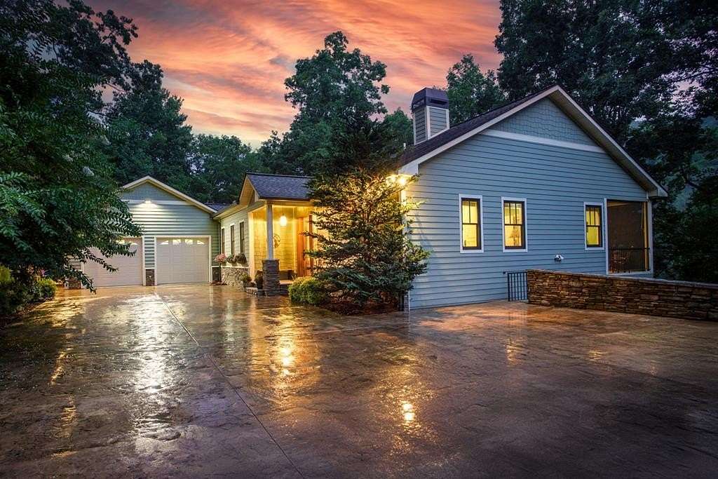 10.2 Acres of Recreational Land with Home for Sale in Hiawassee, Georgia