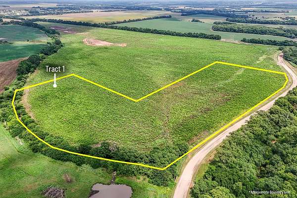 20 Acres of Land for Auction in Valley Center, Kansas