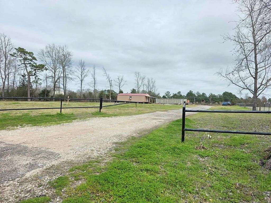 1.58 Acres of Land with Home for Sale in Timpson, Texas