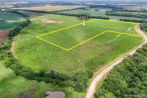 20 Acres of Land for Auction in Valley Center, Kansas