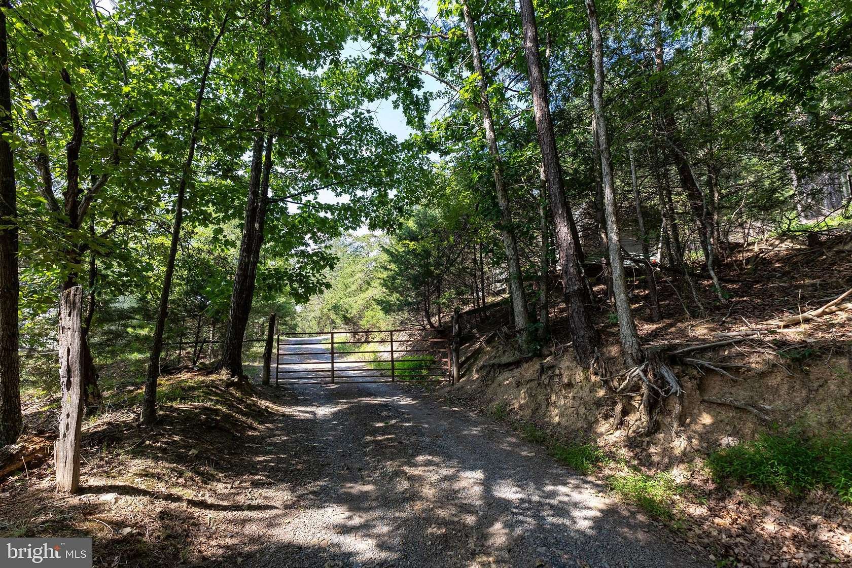 1 Acre of Land for Sale in Basye, Virginia