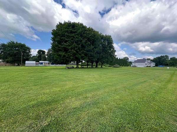 1 Acre of Residential Land for Sale in South Shore, Kentucky