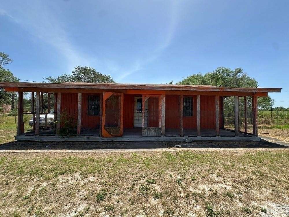 2 Acres of Improved Mixed-Use Land for Sale in Alice, Texas