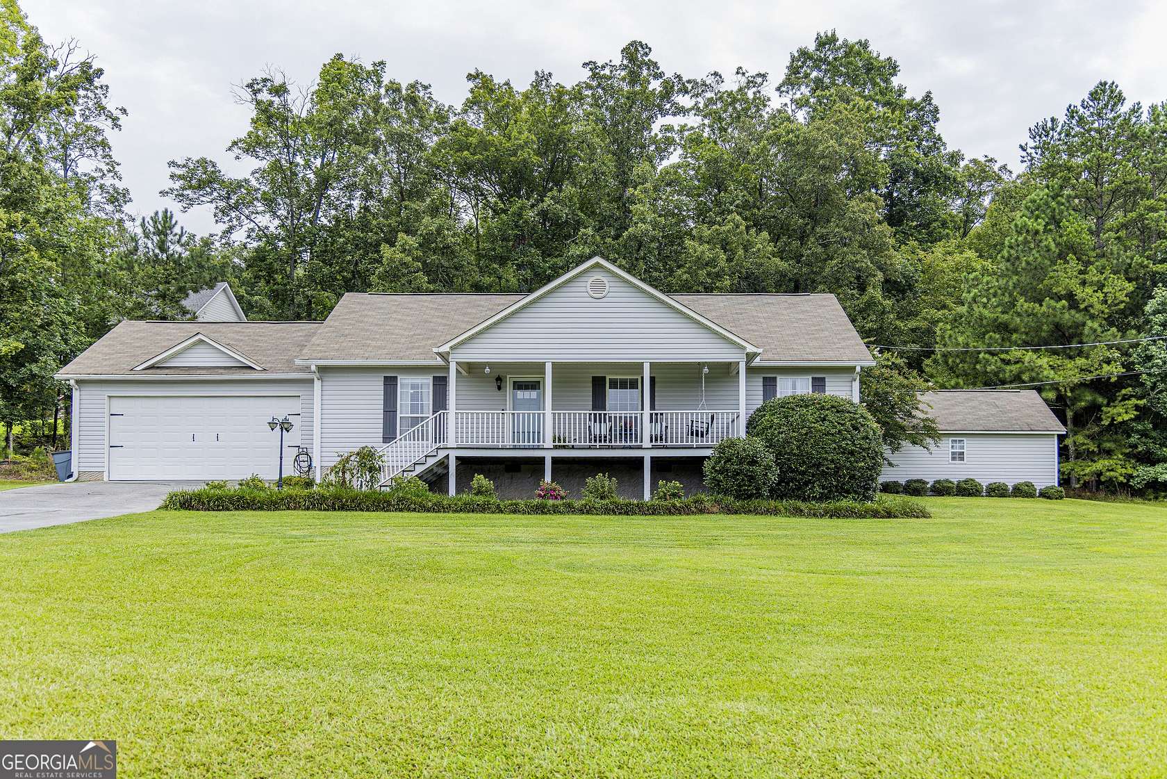 2.15 Acres of Land with Home for Sale in Kingston, Georgia