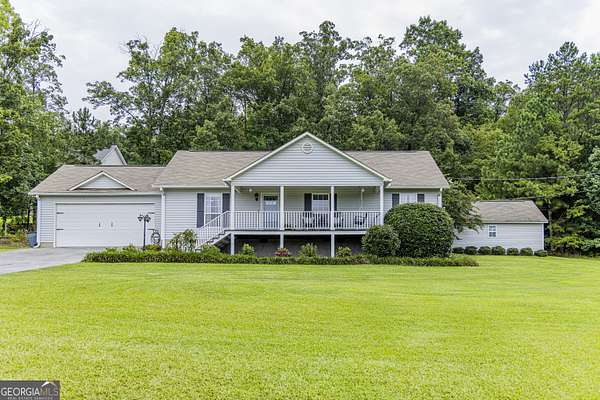 2.15 Acres of Land with Home for Sale in Kingston, Georgia