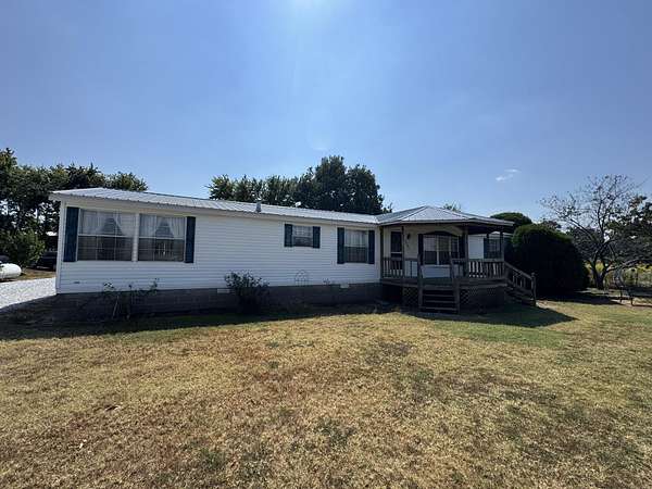 11 Acres of Land with Home for Sale in Fulton, Kentucky