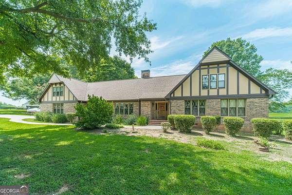 3.22 Acres of Land with Home for Sale in Colbert, Georgia
