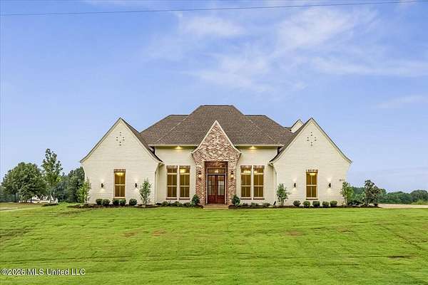 2 Acres of Land with Home for Sale in Coldwater, Mississippi