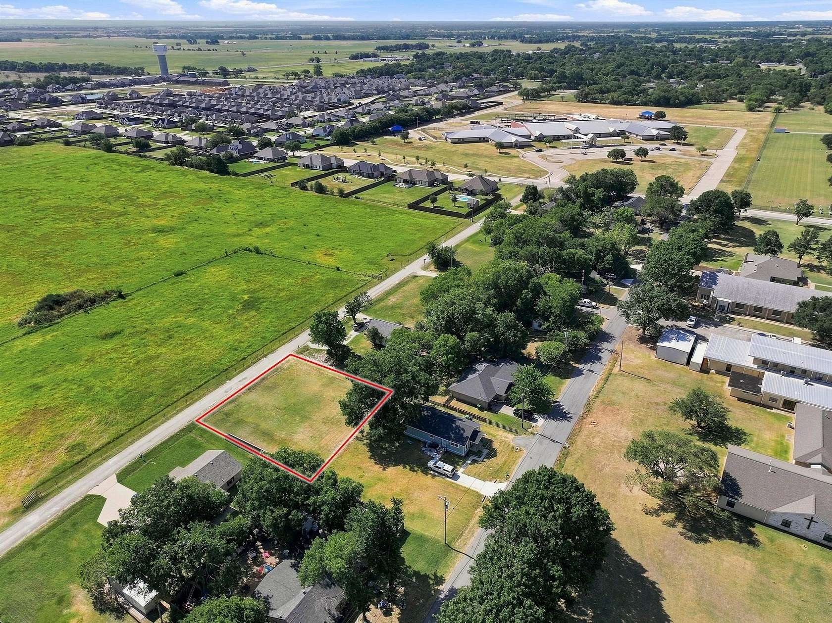 0.25 Acres of Residential Land for Sale in Pilot Point, Texas