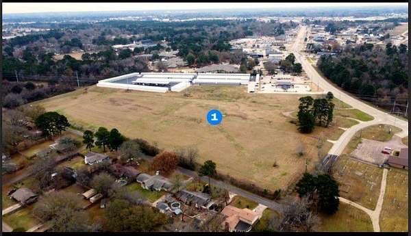 16 Acres of Mixed-Use Land for Sale in Texarkana, Texas