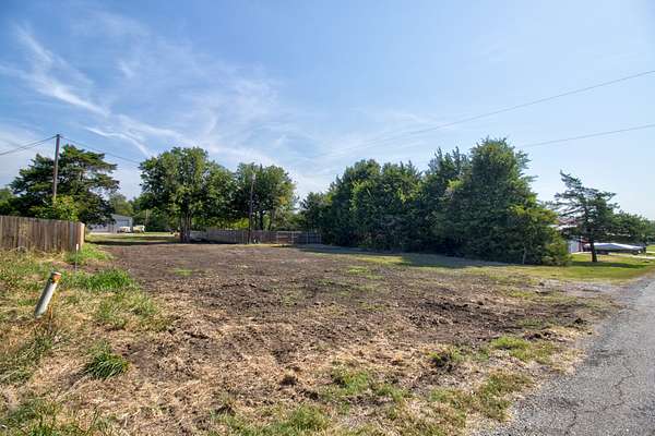 0.23 Acres of Residential Land for Sale in Pottsboro, Texas