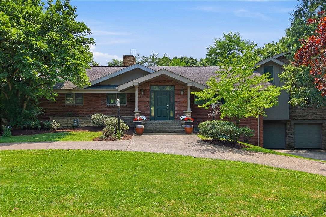 1.67 Acres of Land with Home for Sale in Pittsburgh, Pennsylvania