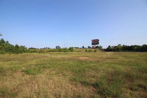 43 Acres of Land for Sale in Laurel, Mississippi
