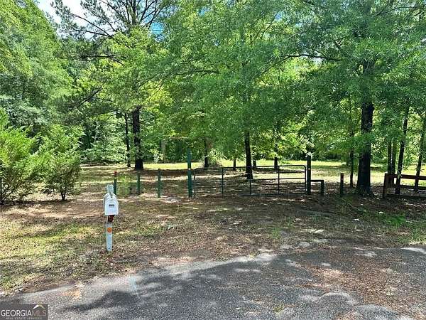 2.26 Acres of Residential Land for Sale in Griffin, Georgia