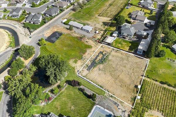 1 Acre of Residential Land for Sale in Kennewick, Washington