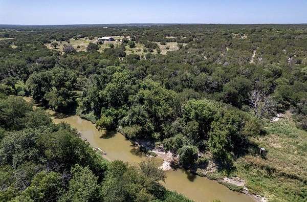 170 Acres of Land for Sale in Hamilton, Texas