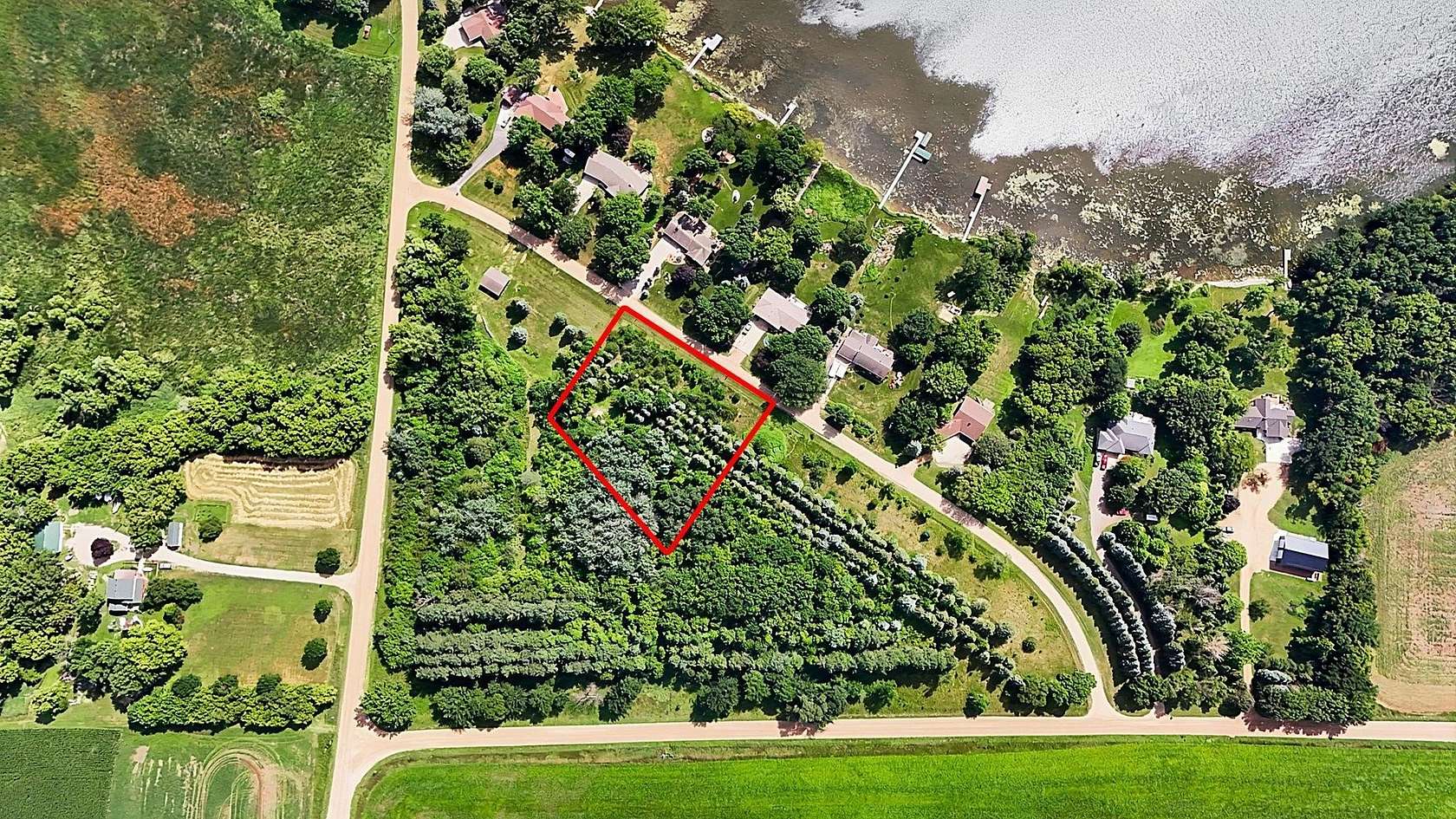 1 Acre of Residential Land for Sale in Howard Lake, Minnesota