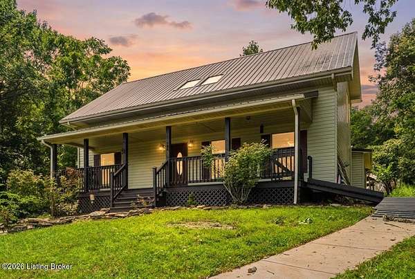 10 Acres of Recreational Land with Home for Sale in Frankfort, Kentucky