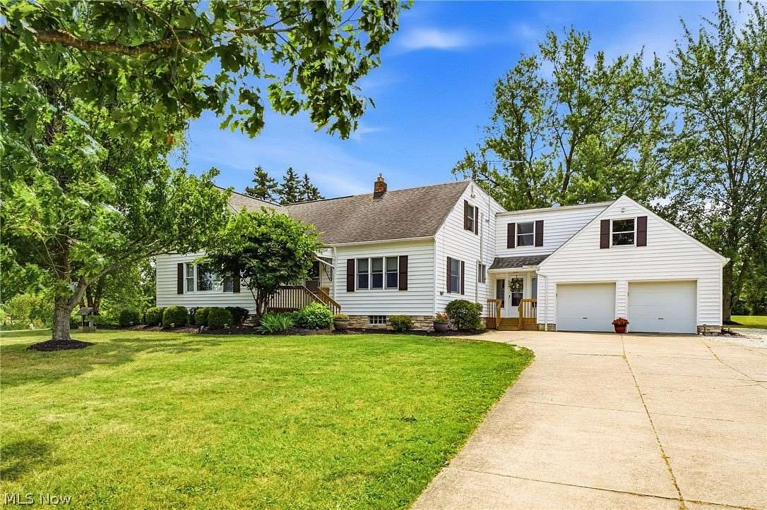 2.53 Acres of Land with Home for Sale in Medina, Ohio