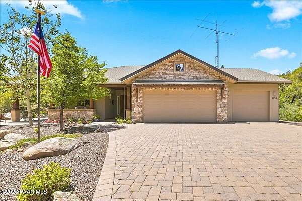 1.72 Acres of Land with Home for Sale in Prescott, Arizona
