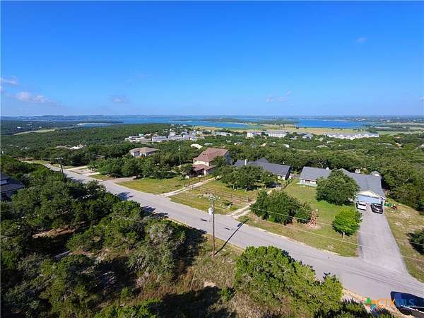 1 Acre of Residential Land for Sale in Canyon Lake, Texas
