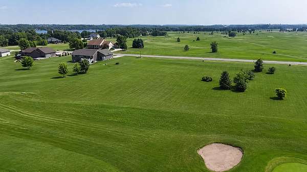 1 Acre of Residential Land for Sale in Sauk Centre, Minnesota