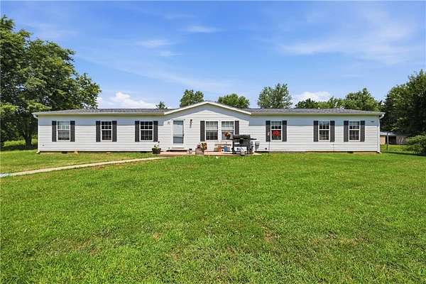 10 Acres of Land with Home for Sale in Warrensburg, Missouri
