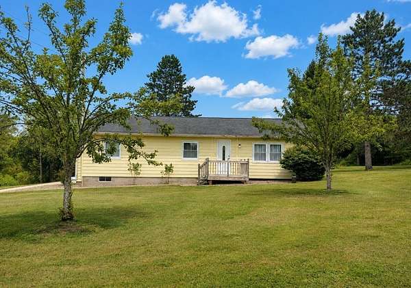 24 Acres of Land with Home for Lease in Greene Township, Pennsylvania