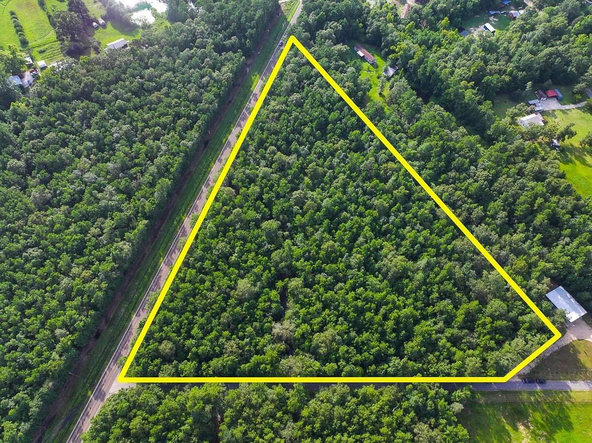8.35 Acres of Residential Land for Sale in Saratoga, Texas