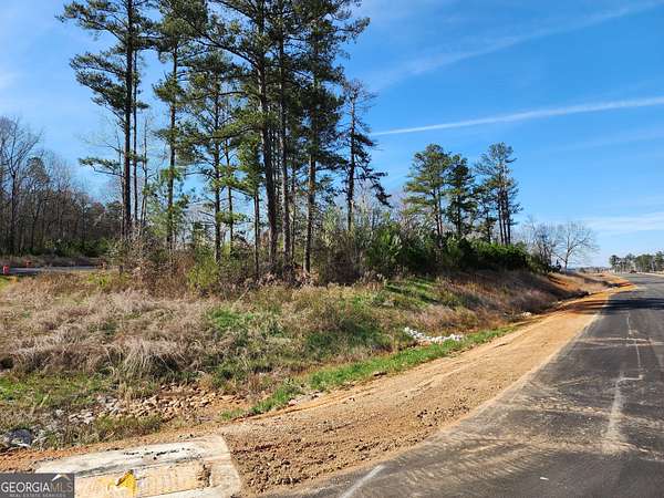 0.88 Acres of Commercial Land for Sale in Douglasville, Georgia