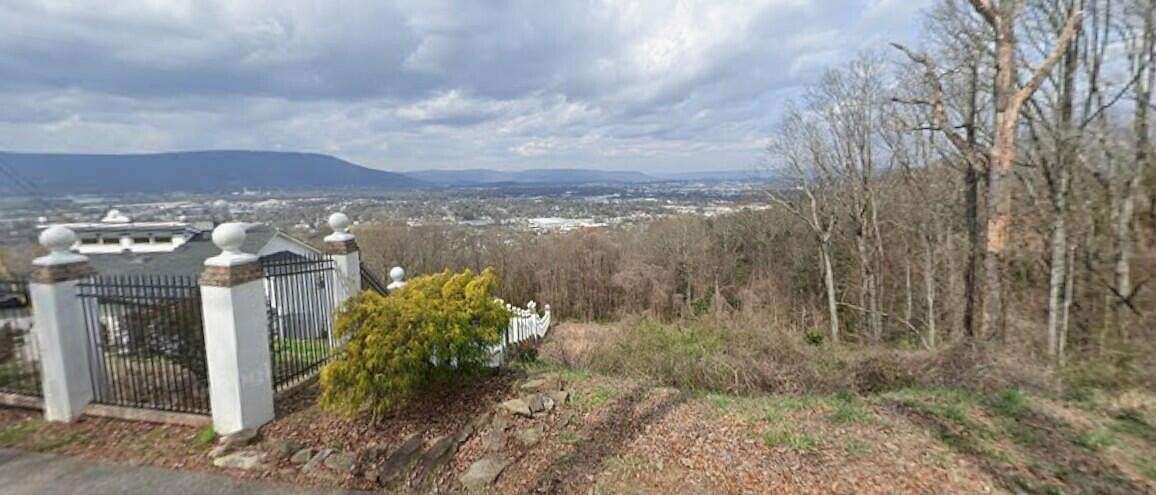 1 Acre of Land for Sale in Chattanooga, Tennessee
