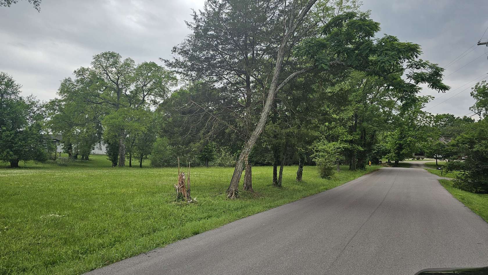 0.49 Acres of Residential Land for Sale in Hendersonville, Tennessee