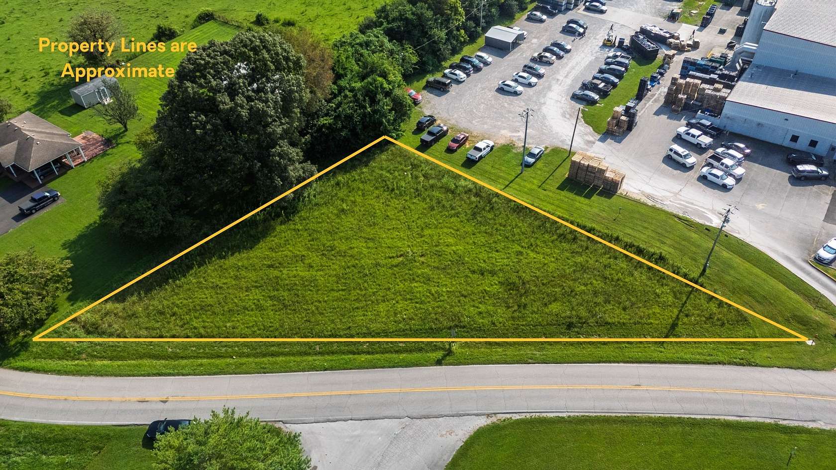 0.57 Acres of Commercial Land for Sale in Winchester, Tennessee