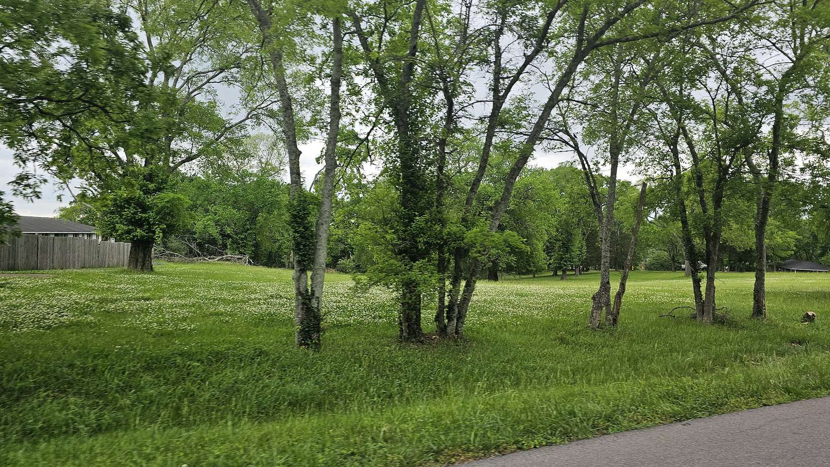 0.52 Acres of Residential Land for Sale in Hendersonville, Tennessee