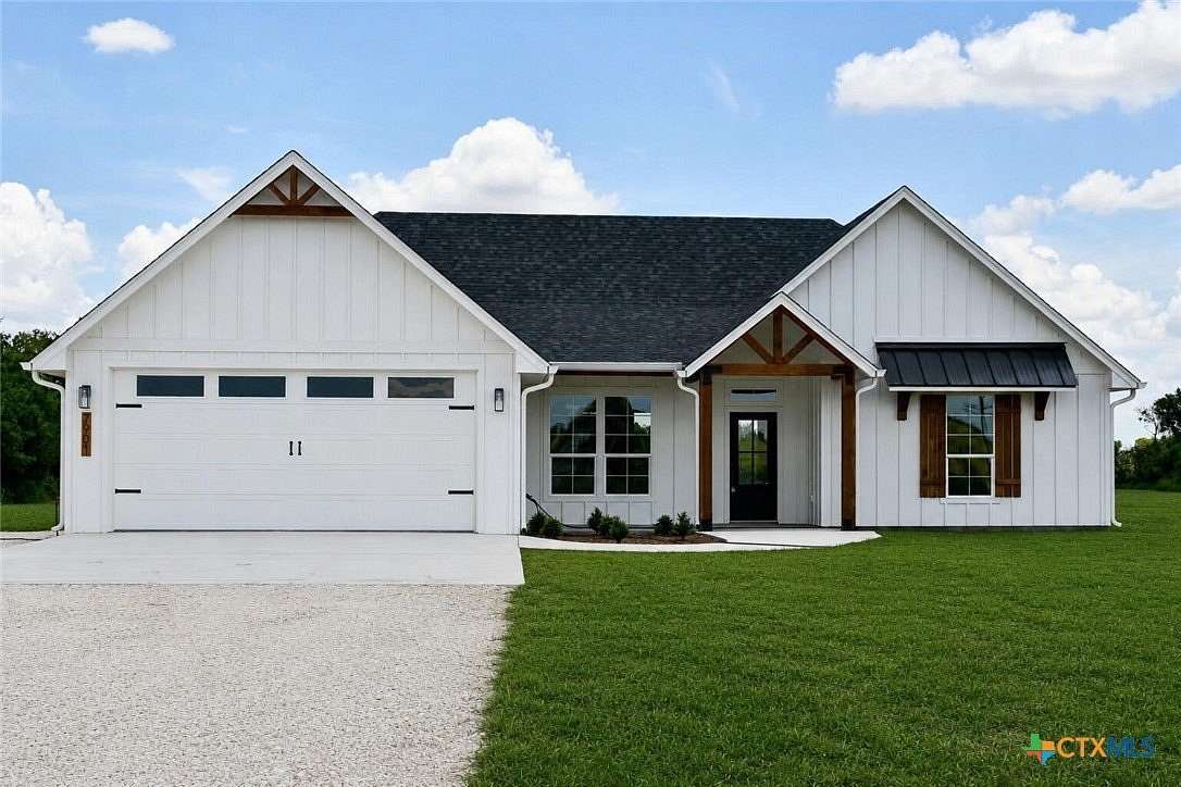 5 Acres of Land with Home for Sale in Troy, Texas