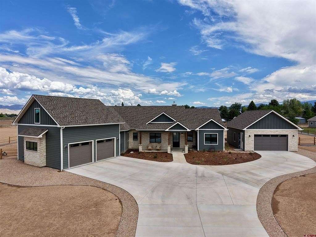1.5 Acres of Land with Home for Sale in Montrose, Colorado